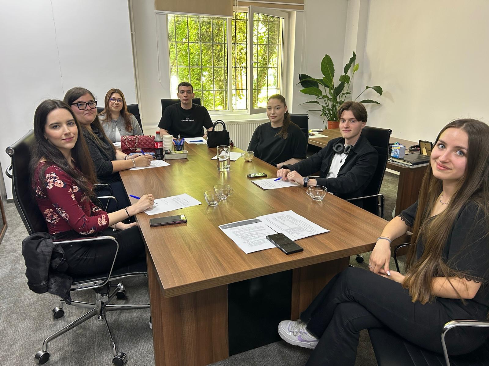 Studenții ASE București, în practică aplicată alături de Graphit Innovation Factory
